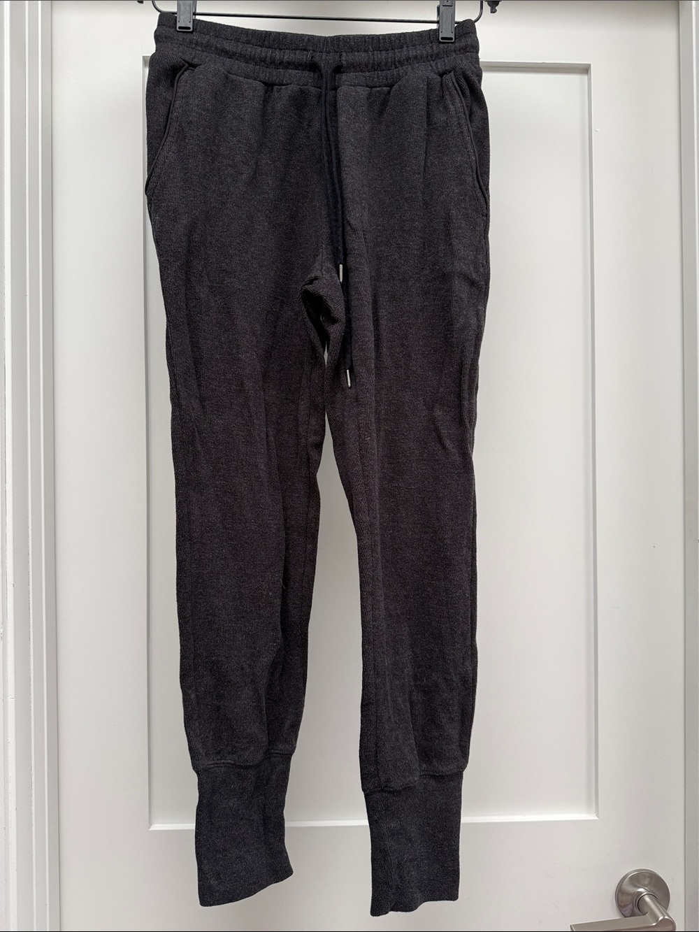 Wilfred Free Aritzia Charcoal Black Jogger Sweatpants
